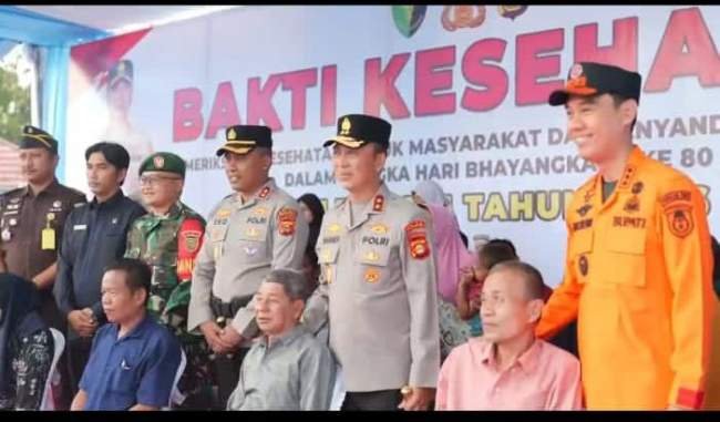 Kapolda Sumsel Pimpin Simulasi Terpadu Sispamkota dan Karhutla di Kayuagung.